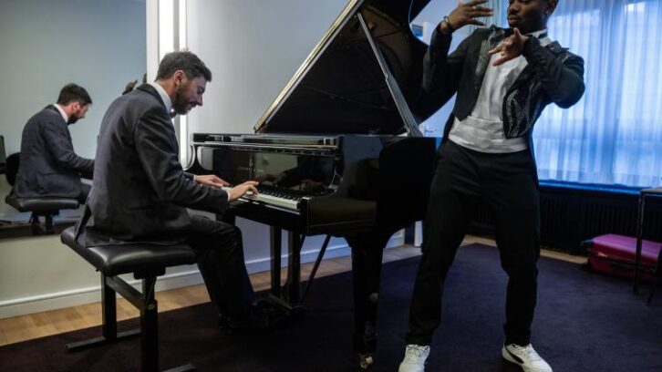 Image à la une de Hip-hop symphonique: Yann Antonio, le danseur qui improvise devant l’orchestre