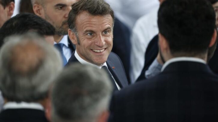 Image à la une de Référendum, fin de vie, Ukraine: Macron a rendez-vous avec les Français