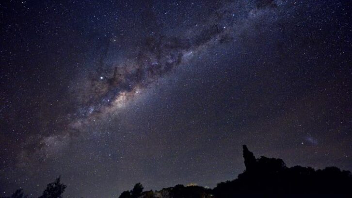 Image à la une de La fin de l’univers arrivera plus vite que prévu, selon une étude