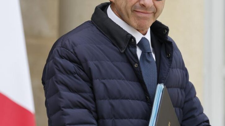 Image à la une de Retailleau justifie sa présence au gouvernement, Wauquiez craint “l’éffacement” de LR dans la macronie