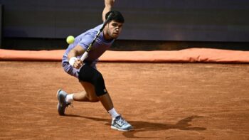 Image à la une de Tennis: Alcaraz passe la deuxième et accélère à Rome