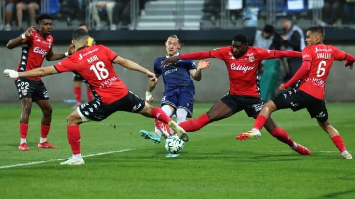 Image à la une de Barrages: Dunkerque rejoint Metz sur la route de la Ligue 1