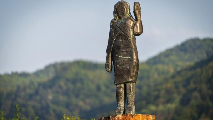 Image à la une de La statue de Melania Trump disparaît mystérieusement en Slovénie