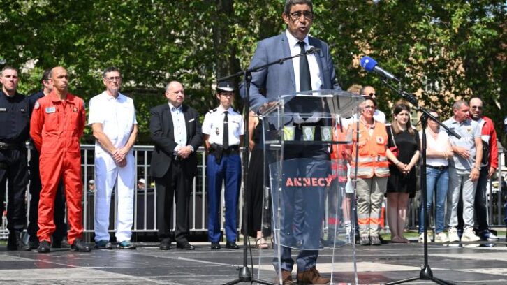 Image à la une de Municipales: le maire écologiste d’Annecy ne se représentera pas