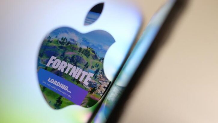Image à la une de Le jeu “Fortnite” retiré de l’App Store, son éditeur accuse Apple d’entrave concurentielle