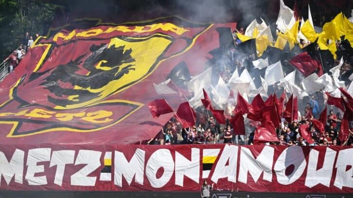 Image à la une de Foot: Metz fait plier Dunkerque et accède aux barrages de Ligue 1