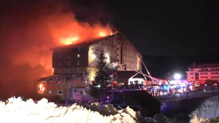 Image à la une de Incendie meurtrier dans un hôtel en Turquie: lourdes peines requises