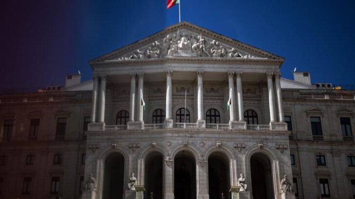 Image à la une de Les Portugais rappelés aux urnes, la droite espère se renforcer