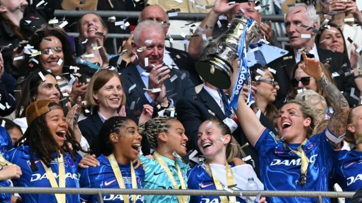 Image à la une de Angleterre: triplé national pour le Chelsea de Baltimore et Bompastor