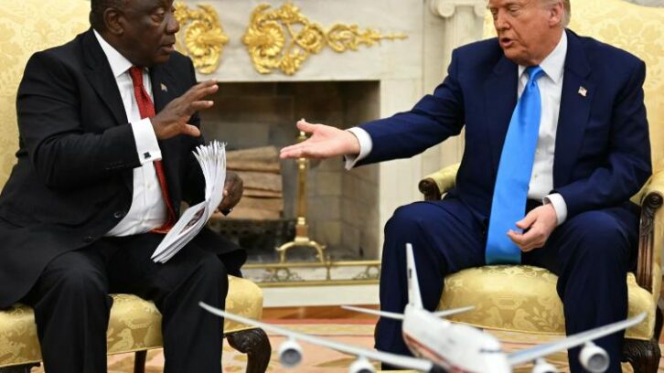 Image à la une de La vidéo de Trump sur l’Afrique du Sud ponctuée d’erreurs prêtant à confusion