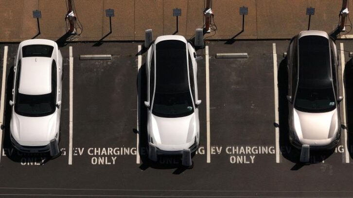Image à la une de Le Congrès américain veut empêcher la Californie d’interdire les voitures thermiques