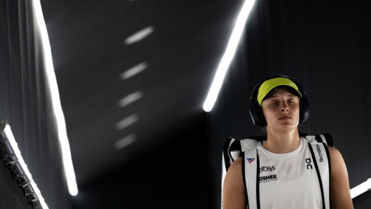 Image à la une de Tennis: même dans le creux de la vague, inutile de se “morfondre”, dit Swiatek à l’AFP
