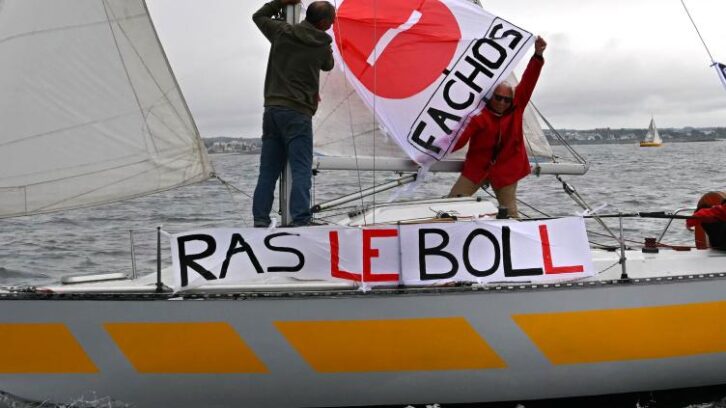 Image à la une de En Bretagne, une manifestation maritime et terrestre contre “l’empire Bolloré”