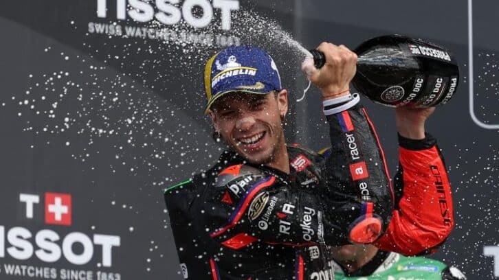 Image à la une de MotoGP: Bezzecchi gagne en Grande-Bretagne devant Johann Zarco, Quartararo abandonne