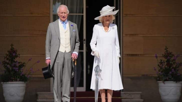 Image à la une de Charles III arrive au Canada, en pleines tensions avec le voisin américain