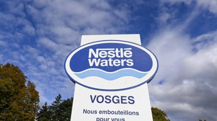 Image à la une de Décharges sauvages: le procès de Nestlé Waters reporté à fin novembre