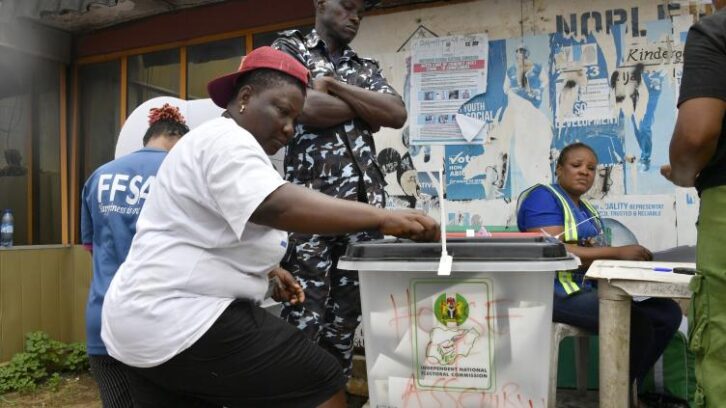 Image à la une de Le Nigeria renonce à un projet de loi rendant le vote obligatoire