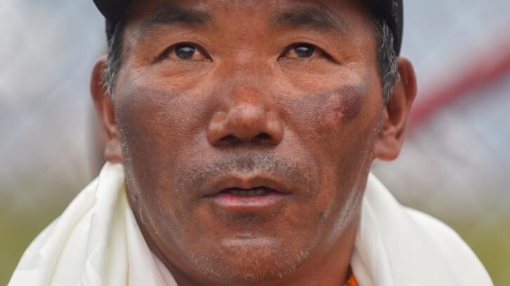 Image à la une de Le Népalais Kami Rita Sherpa atteint le sommet de l’Everest pour la 31e fois, battant son propre record