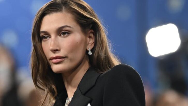 Image à la une de E.l.f. Beauty s’offre rhode, la marque de Hailey Bieber, pour 1 milliard de dollars