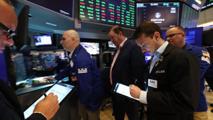 Image à la une de Wall Street recule, s’inquiète à nouveau des tensions commerciales avec la Chine