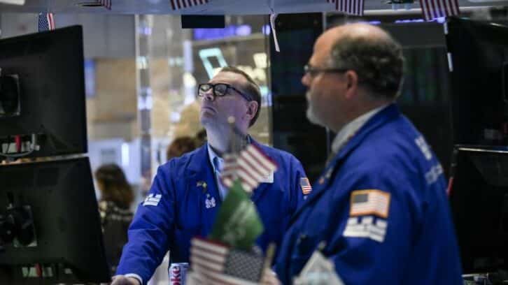 Image à la une de Wall Street termine sans direction claire face aux tensions commerciales sino-américaines