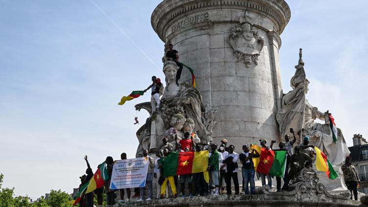 Des milliers de Camerounais rassemblés à Paris en soutien à la ...