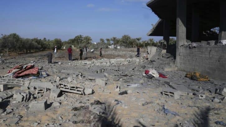Image à la une de Gaza : de nouvelles attaques israéliennes font 25 morts selon les secours, des évacuations sont prévues