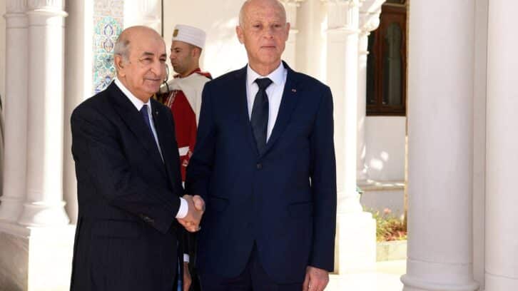 Image à la une de Tunisie 2011-2025 : quels soutiens étrangers pour Kaïs Saïed ?
