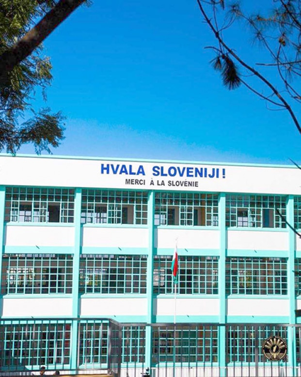 Image à la une de Akamasoa – Une école inaugurée par les Présidents malgache et slovène  