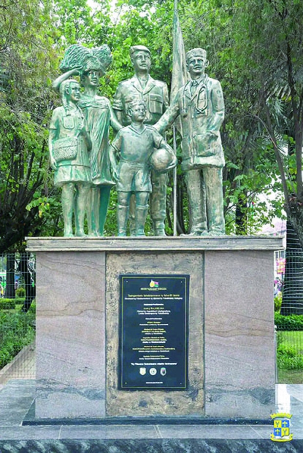Image à la une de 65ème anniversaire de l’indépendance – La stèle commémorative inaugurée  