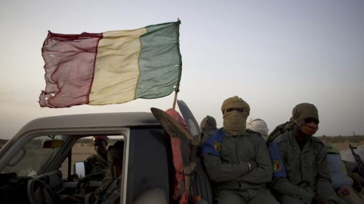 Image à la une de Au moins 30 soldats tués dans l’attaque d’un camp militaire au Mali, selon des sources sécuritaires