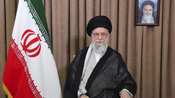 Image à la une de “Aucun pays ne viendra au secours du régime iranien”: le géopolitologue Pascal Boniface décrypte l’isolement de Téhéran