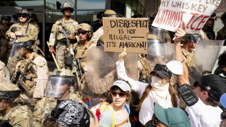 Image à la une de Affrontements à Los Angeles : une cour fédérale valide le déploiement de la Garde nationale