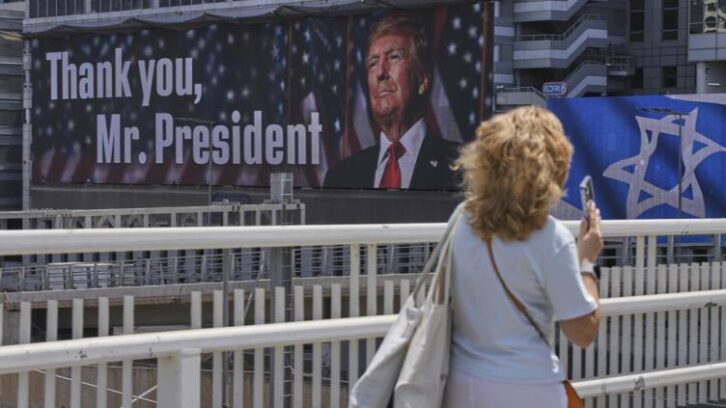 Image à la une de Quel pari fait Donald Trump en bombardant directement l’Iran ?