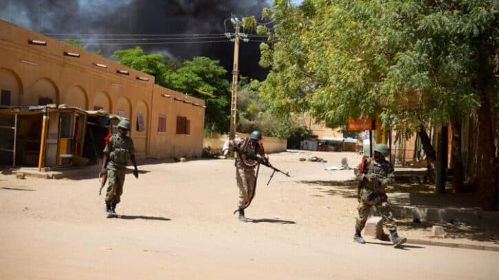 Image à la une de Au Sahel, les djihadistes intensifient leurs offensives contre les armés ces dernières semaines
