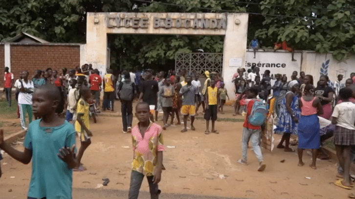 Image à la une de Bousculade meurtrière dans un lycée en Centrafrique, plusieurs morts et des dizaines de blessés