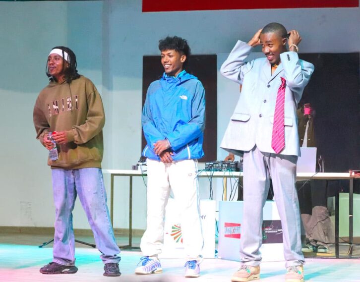 Image à la une de Trois jeunes talents malgaches ouvriront le concert de Tiakola à Mahamasina