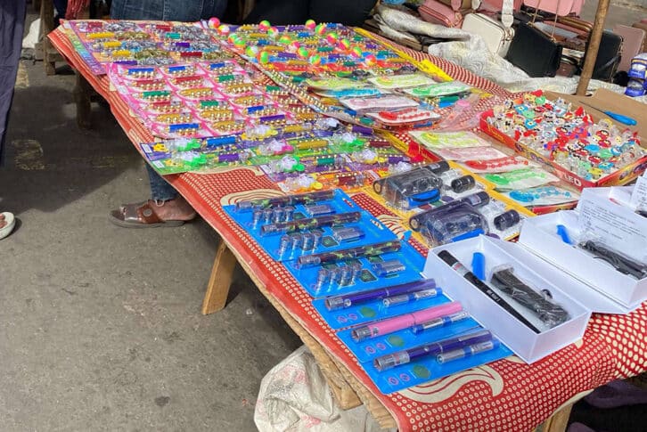 Image à la une de FÊTE DE L’INDÉPENDANCE –  Les pointeurs lasers abondent sur le marché