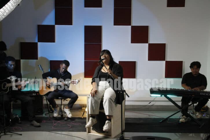 Image à la une de CONCERT – Élodie Ranaivoson dévoile Ikaloina Jam