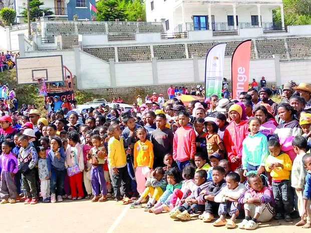 Image à la une de Célébration du mois de l’enfance – Les responsabilités des parents remises en cause 