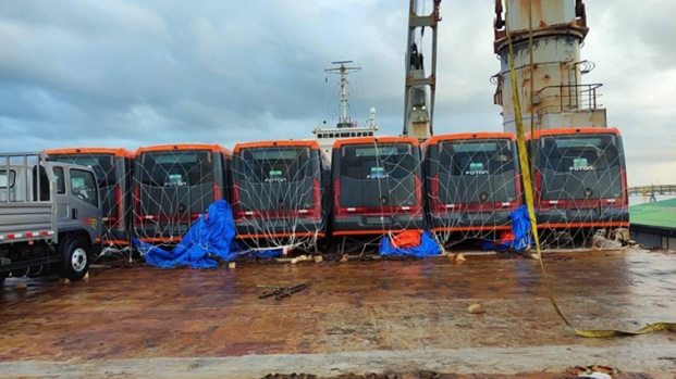 Image à la une de Fête nationale – LET 410 pour l’armée, bus électriques pour la population