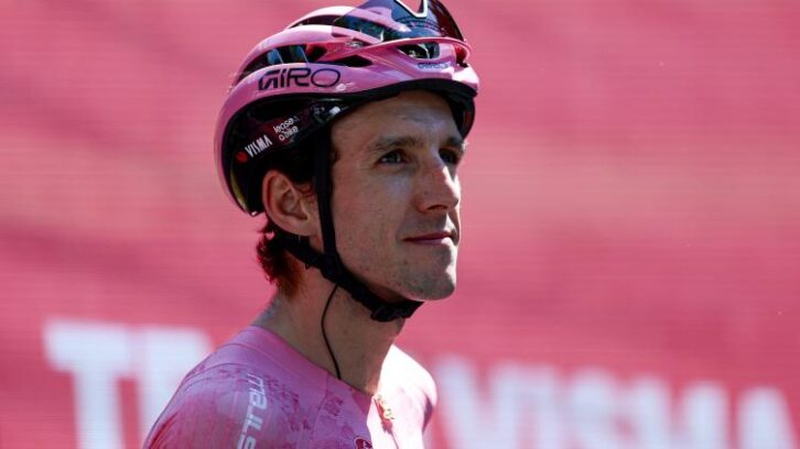 Image à la une de Tour d’Italie: Simon Yates, secret et résilient