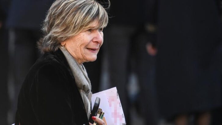Image à la une de Un “chantage” sur Karine Le Marchand ? La défense de sa “bonne copine” Mimi Marchand plaide la relaxe