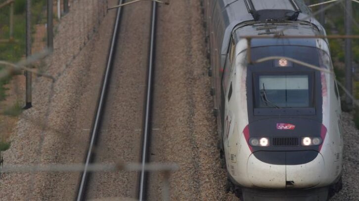 Image à la une de Grève SNCF: trafic quasiment normal prévu mercredi, affirme le ministre des Transports