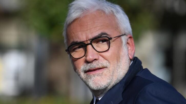 Image à la une de Europe 1: Pascal Praud remplacera Cyril Hanouna à la rentrée