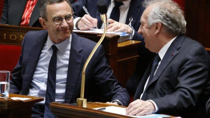 Image à la une de Proportionnelle: la droite alimente le procès en immobilisme de Bayrou