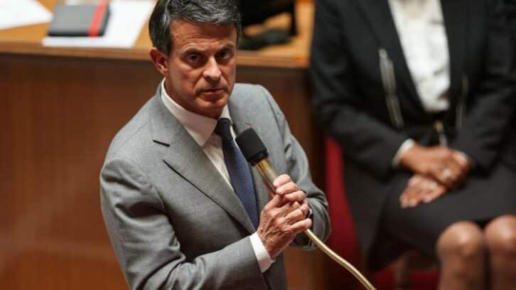 Image à la une de Nouvelle-Calédonie: Valls écarte les risques d'”explosion” du gouvernement