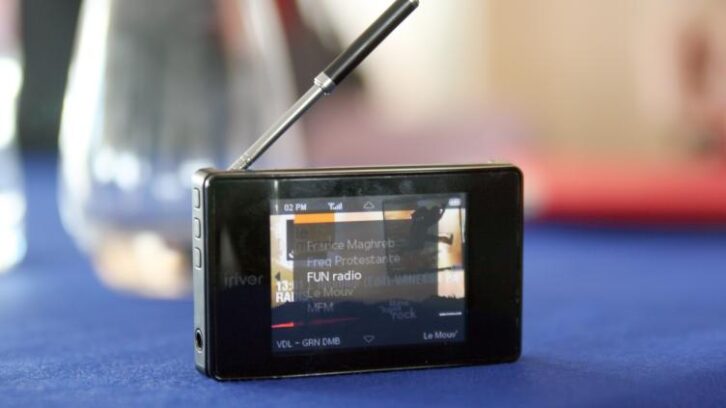 Image à la une de Un quart des Français a utilisé la radio pour s’informer lors d’une crise