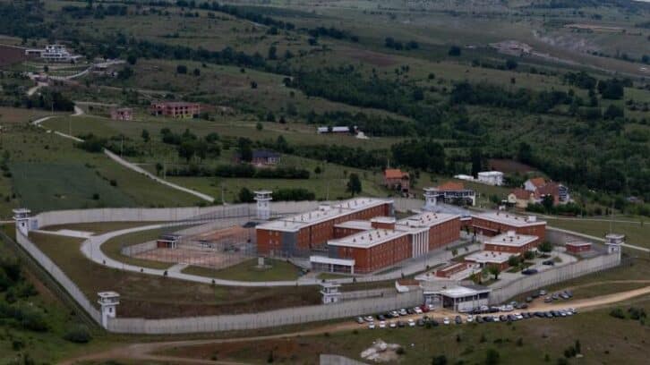 Image à la une de Le Kosovo se prépare à recevoir les prisonniers étrangers du Danemark