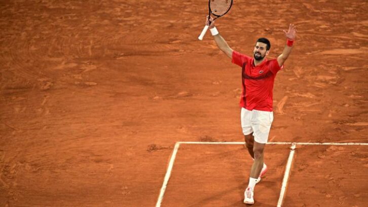 Image à la une de Roland-Garros: Djokovic-Sinner, choc des générations et duel de revenants